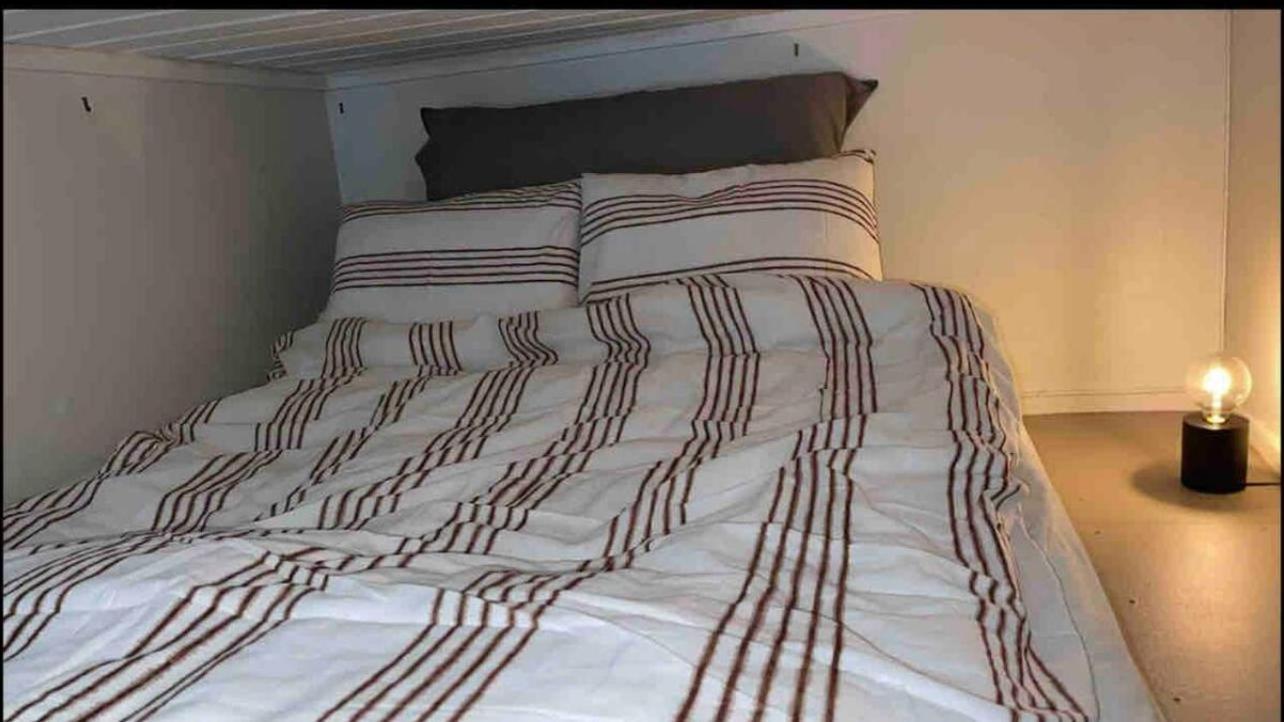 Small With Smart Solution In Of Only 2 Km From The Station * Oslo