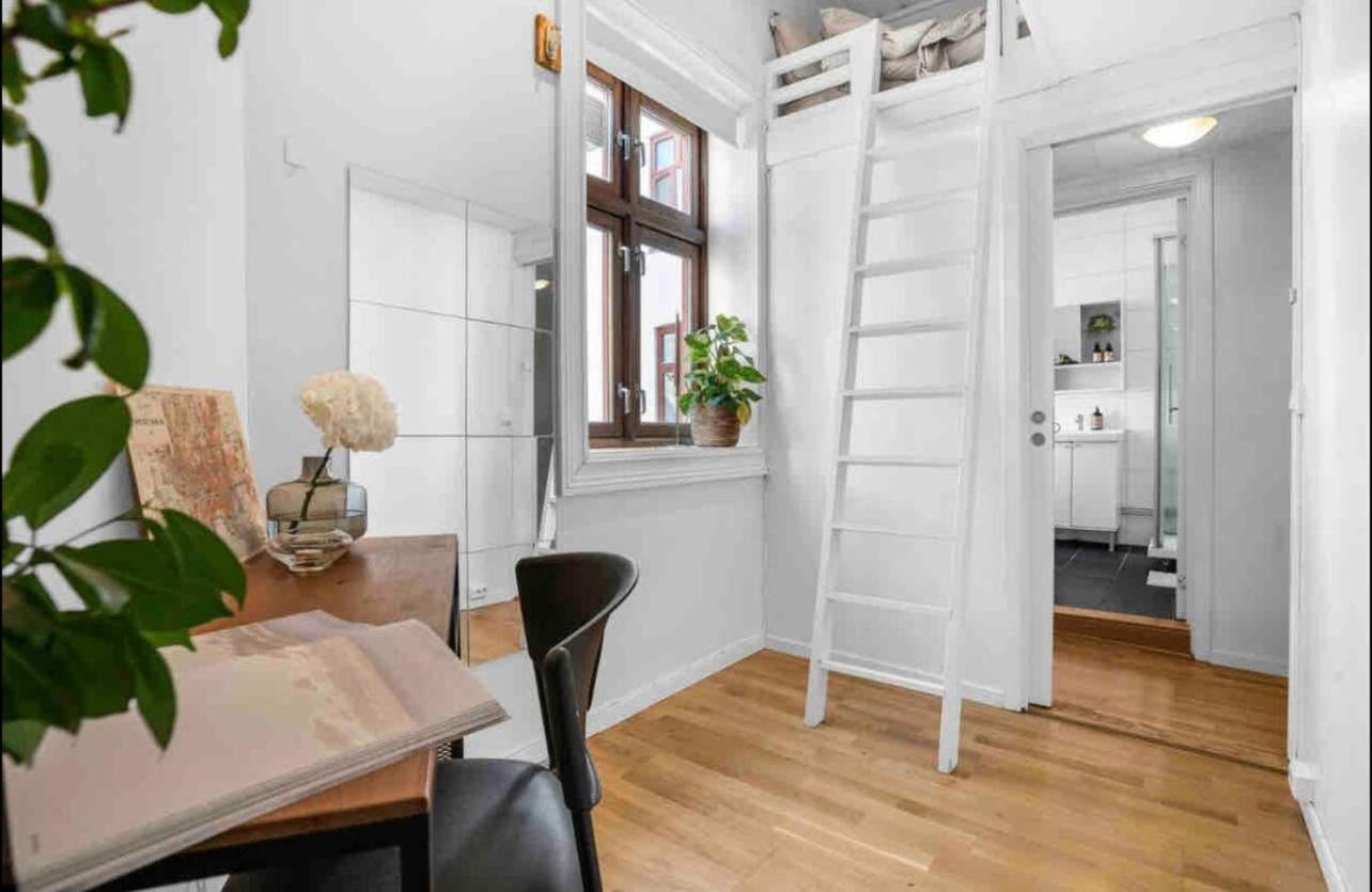 Habitación en casa particular Small With Smart Solution In Of Only 2 Km From The Station Oslo