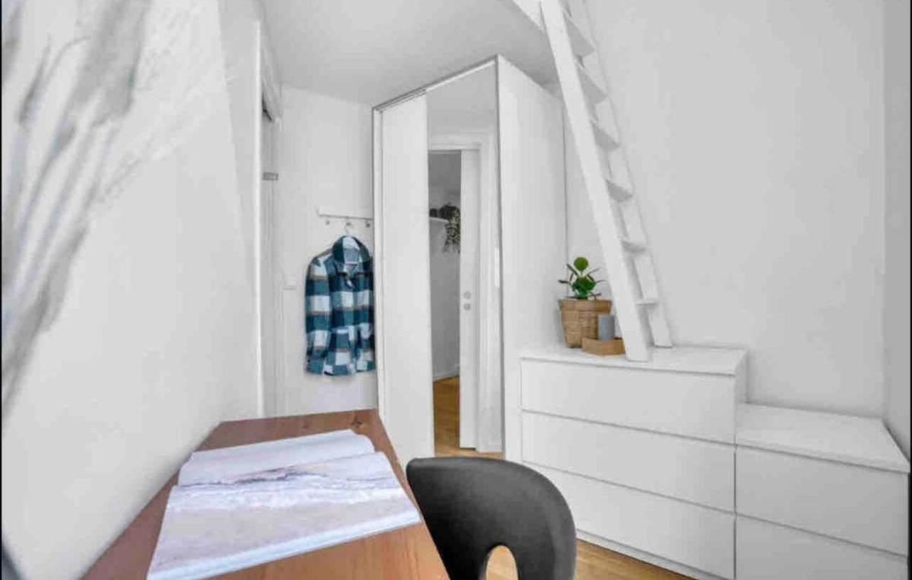 Habitación en casa particular Small With Smart Solution In Of Only 2 Km From The Station *